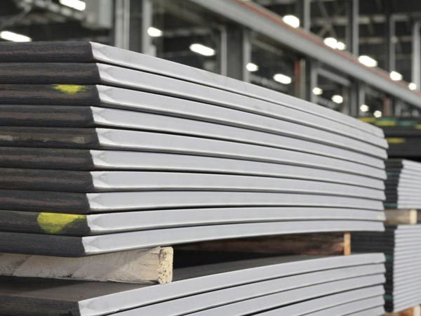 Can steel plates and stainless steel be welded?