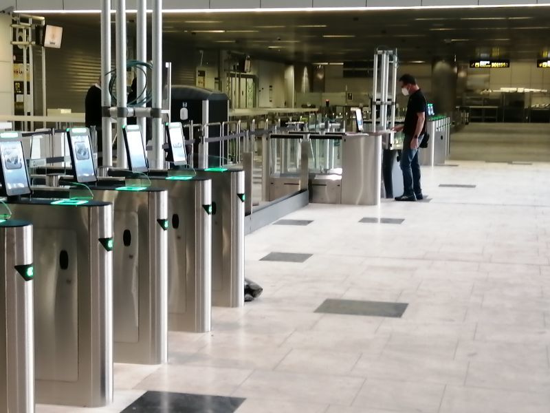 Introduction to the real name registration system for entry and exit of three roller gates on construction sites