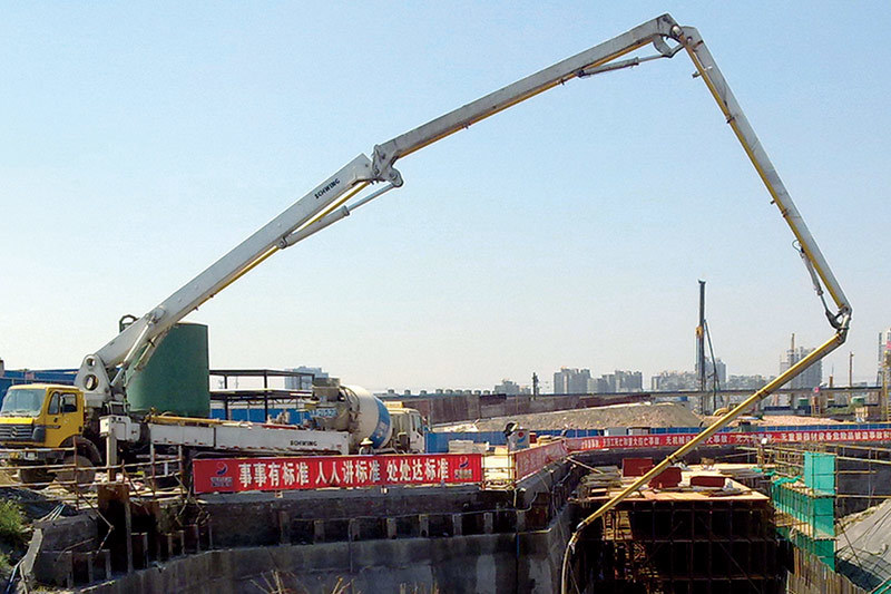 省建材集團杭州火車東站混凝土供應現(xiàn)場