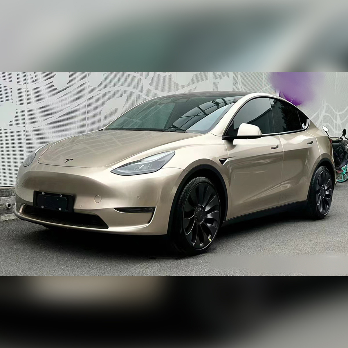 Discover the Advantages of Clear Vinyl Film for Your Vehicle