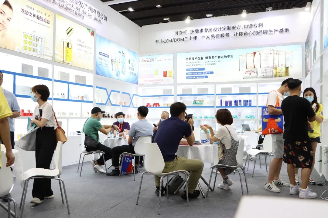 美博会首日|名宇展馆火爆全场，新潮爆品多多不容错过！