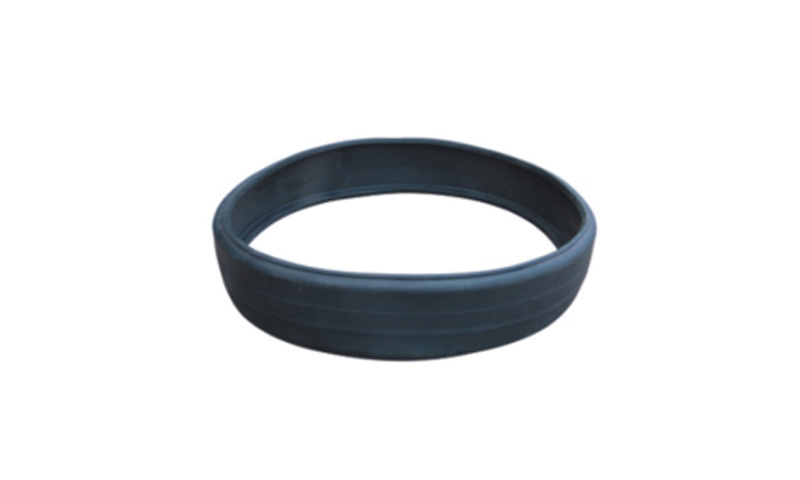 Motorcycle tire capsule