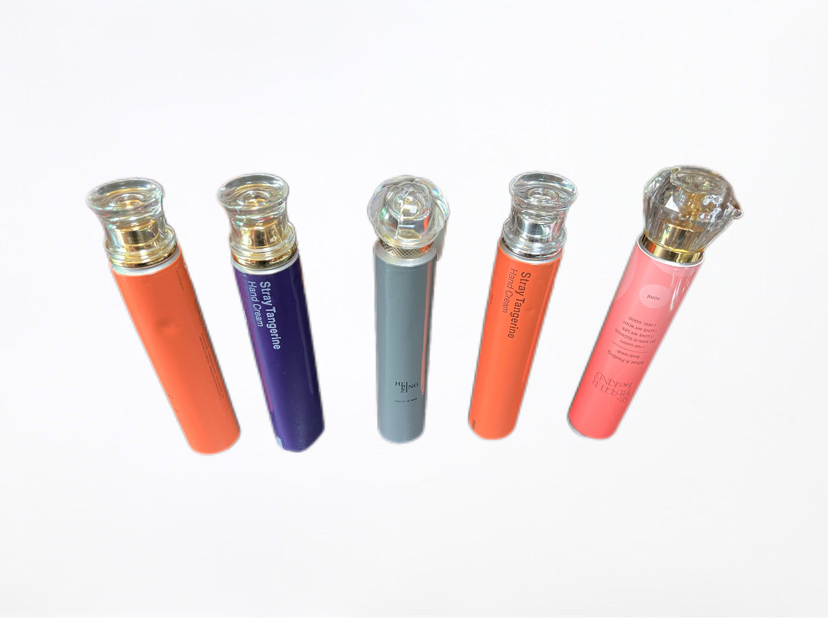 Aluminum tube for skin care products
