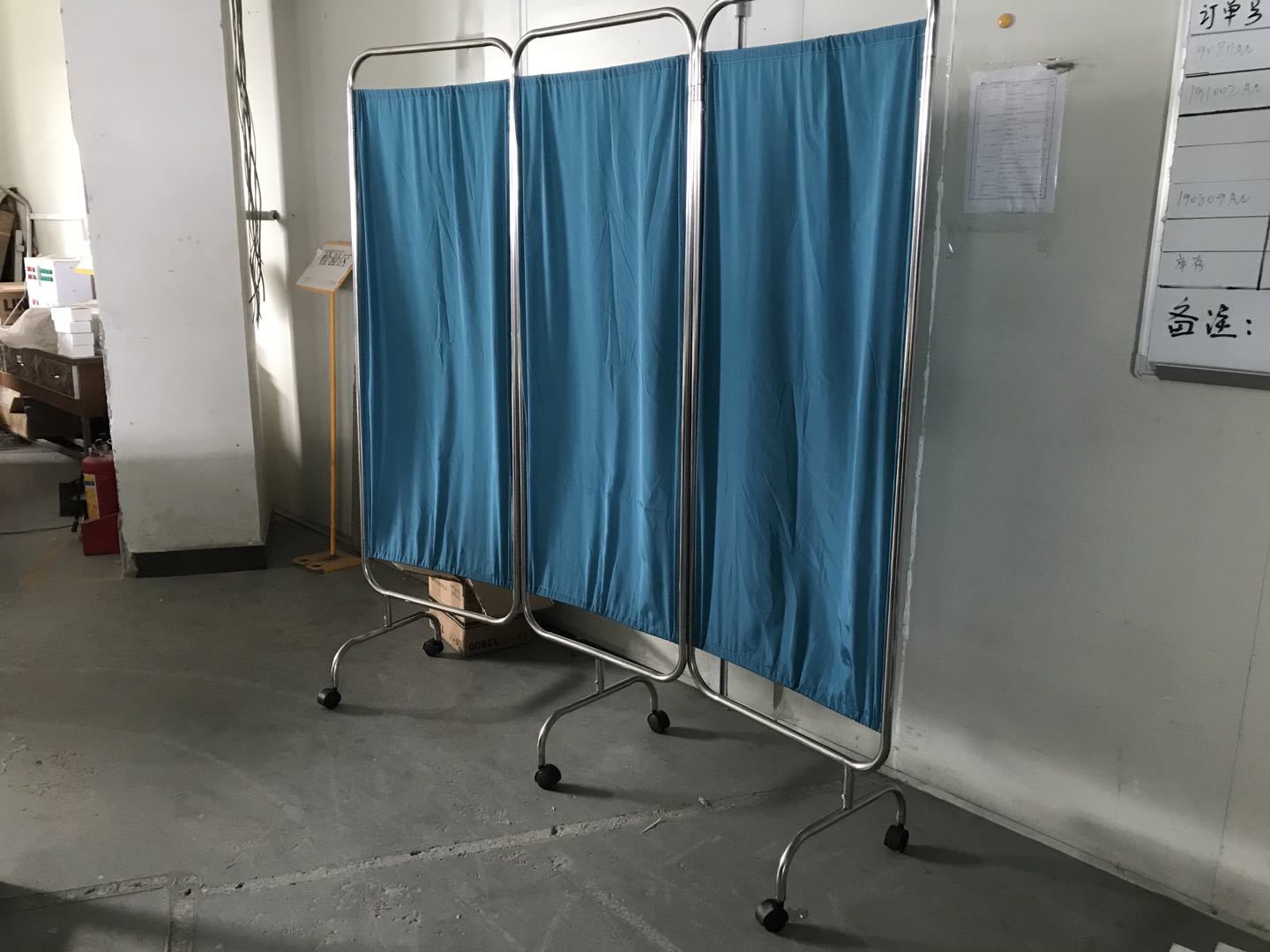 3-foldings hospital ward screen