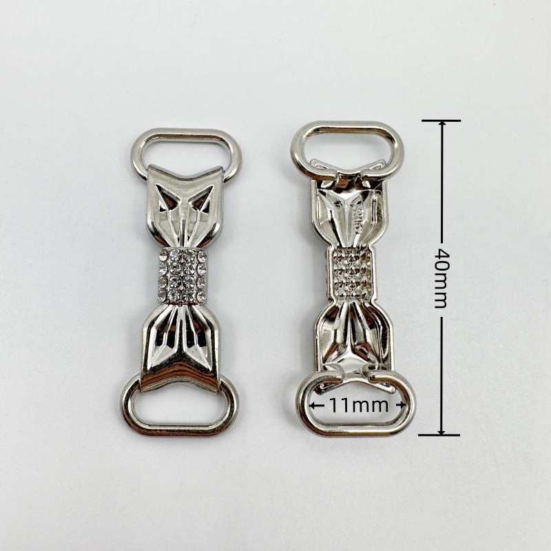 Metal diamond-studded decorative ear clips Metal diamond-studded decorative ear clips
