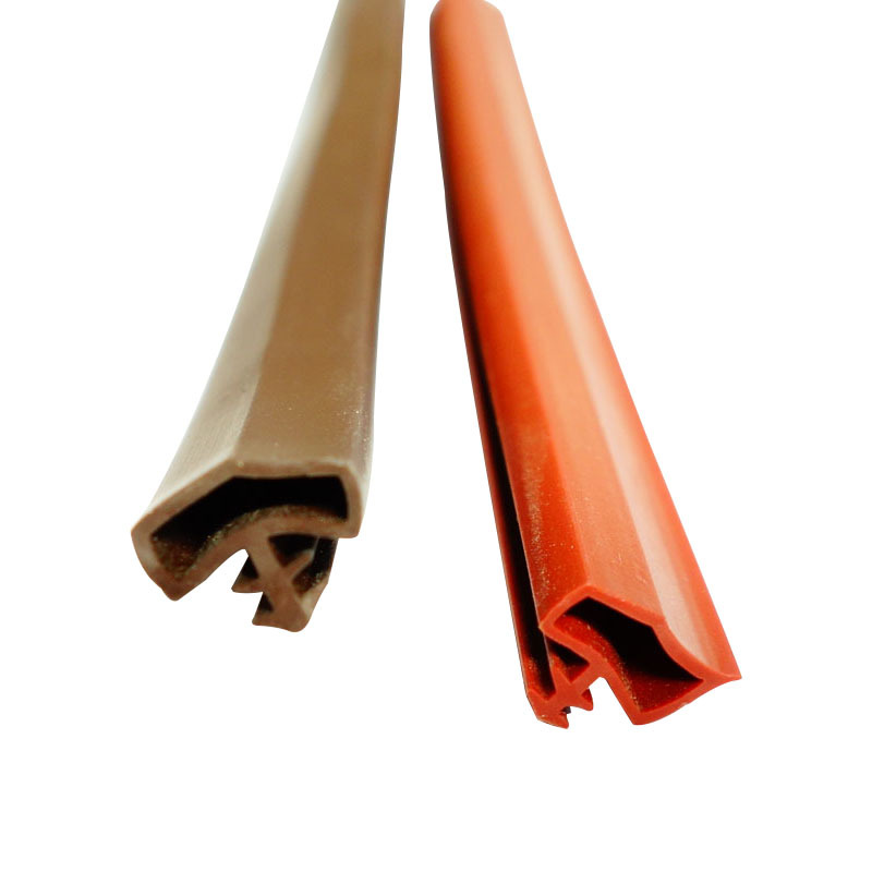Wooden door sealing strip