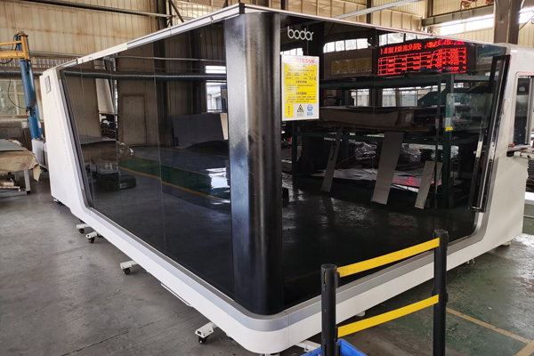 Plasma cutting machine