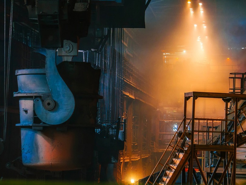 What is the difference between forging and casting?