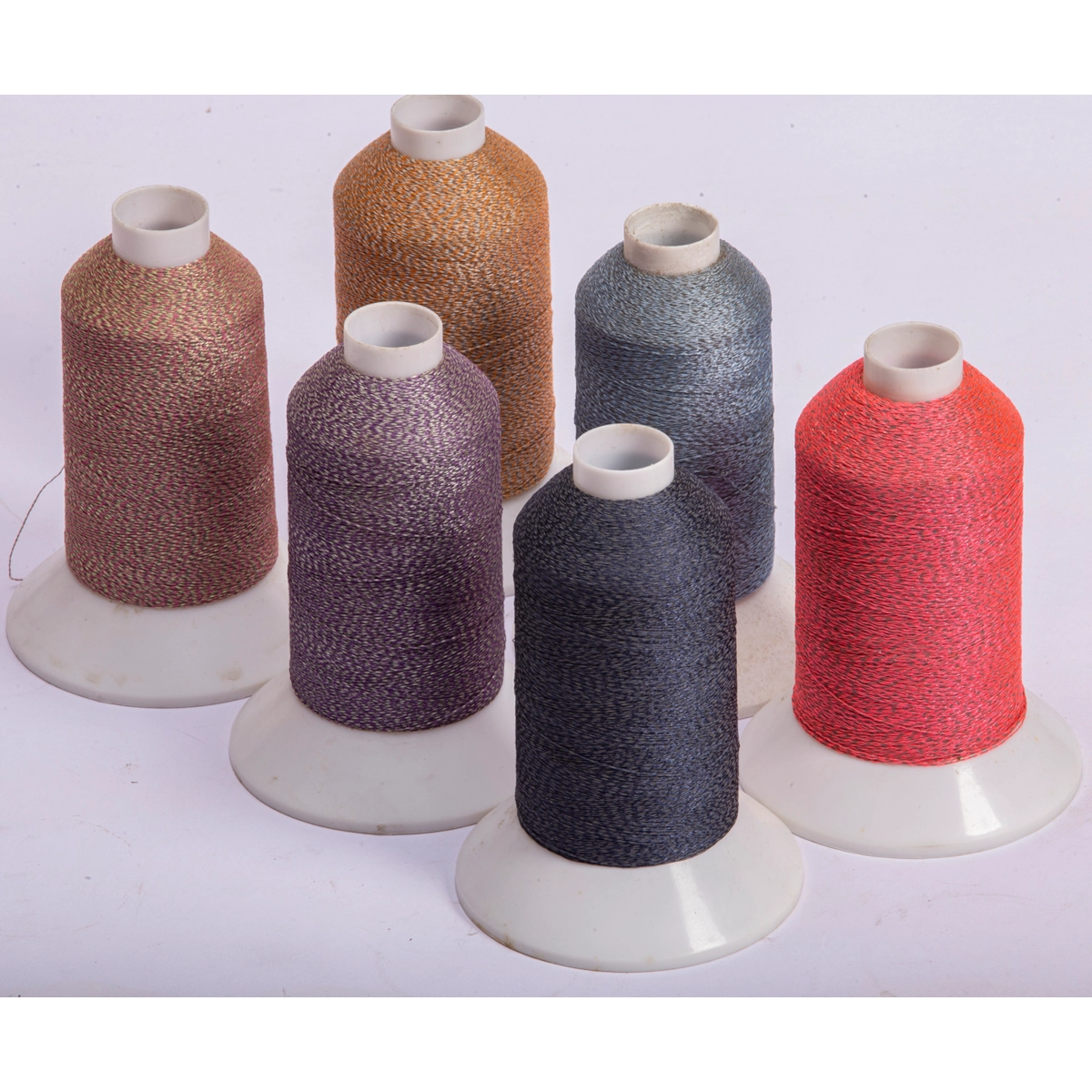 Reflective yarn