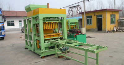 砌塊成型機(jī)用模具與砌塊成型機(jī)的配套關(guān)系