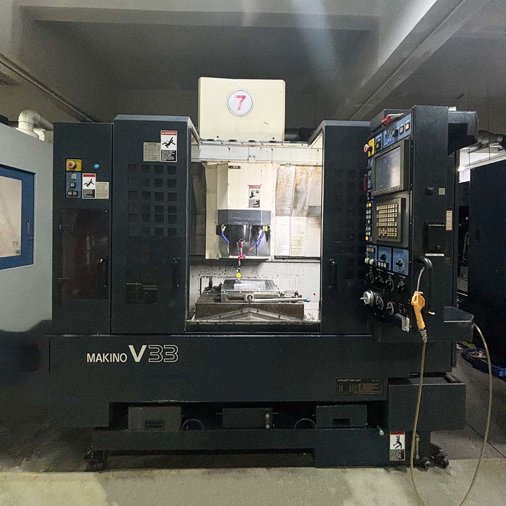 CNC(MAKINO)