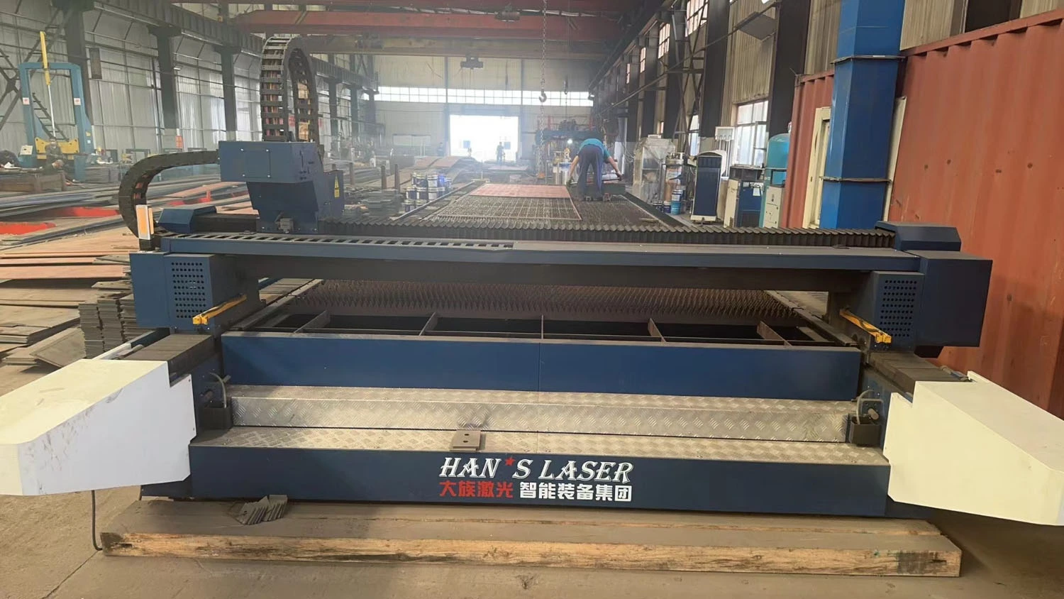 Laser cutting