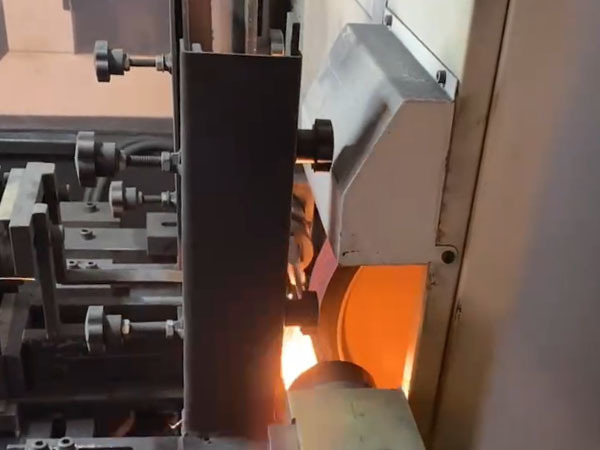 Tool grinding and polishing