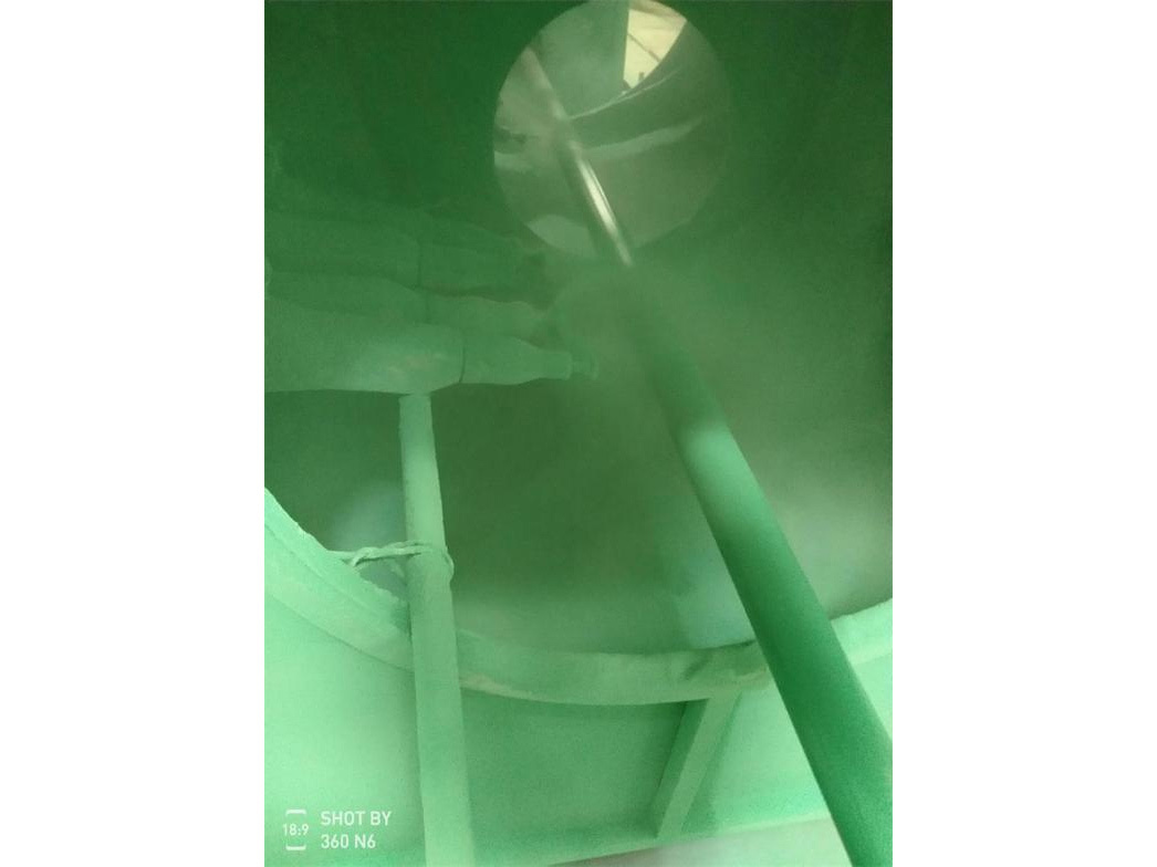 防腐绿喷粉装置
