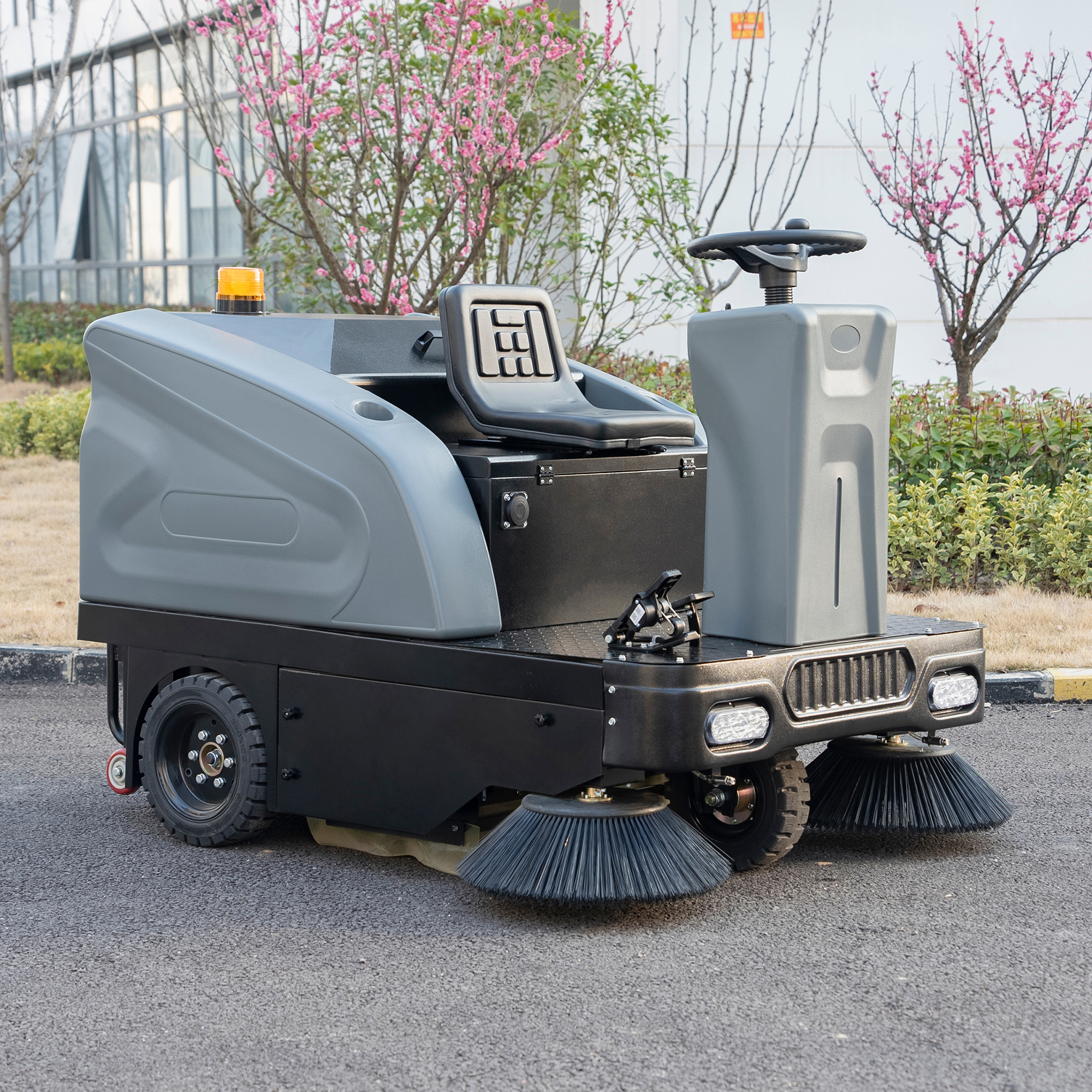 GL6 Driving Sweeper Product Detail