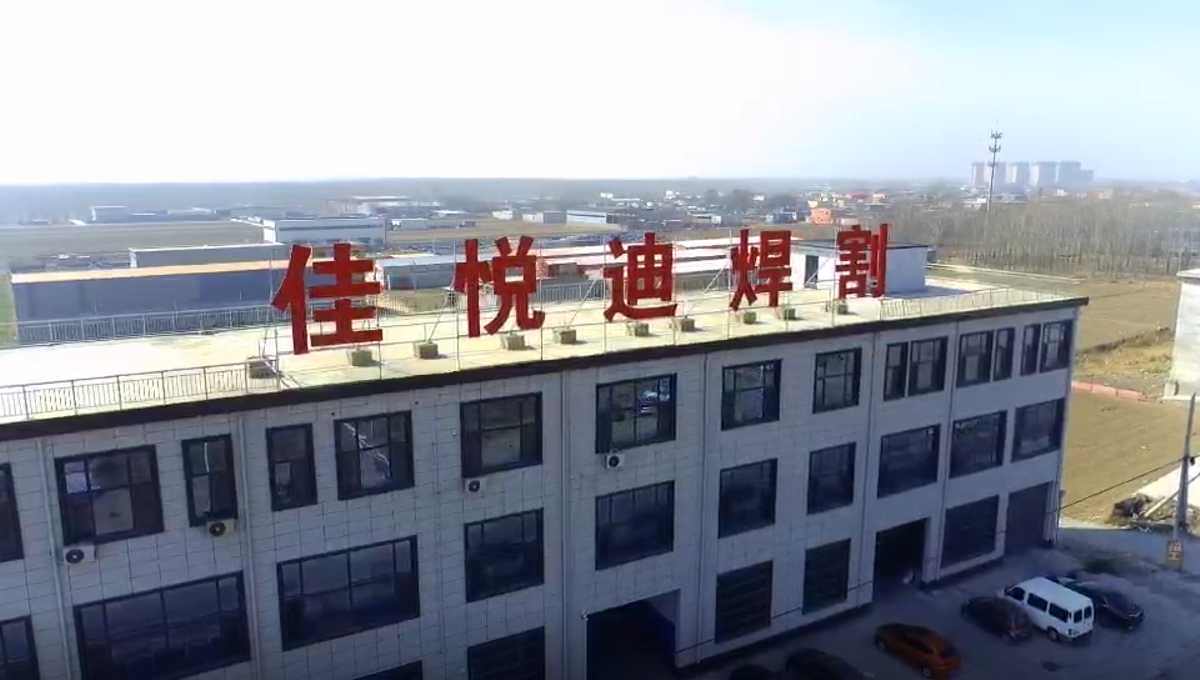 视频标题 视频标题