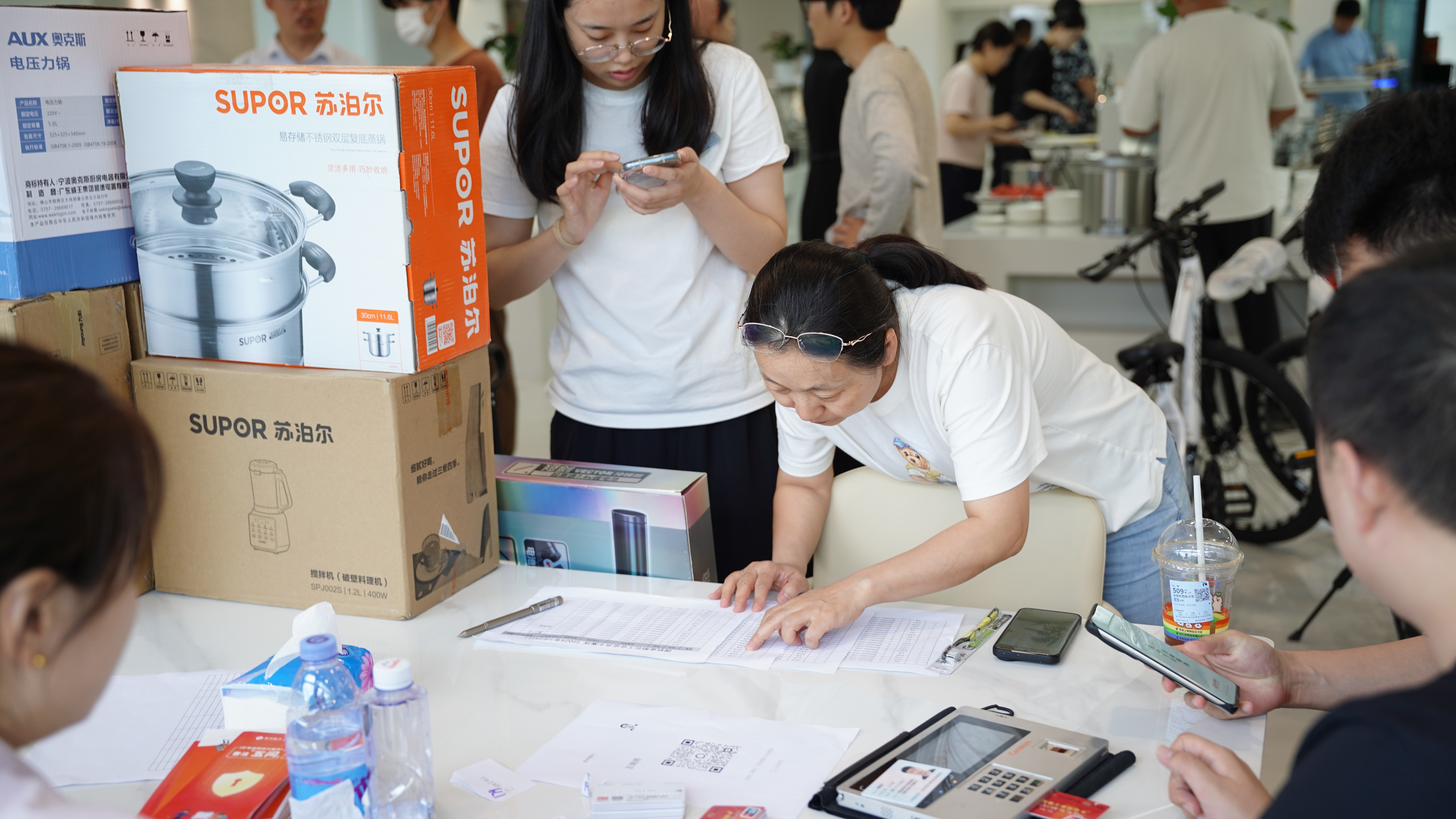 从“新”出发 与“工”同行|国机金刚石工会联合郑州银行举办工会卡激活暨企业文化体验活动