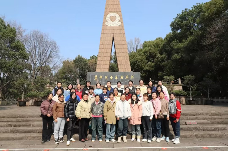 【花漾三八】 | 玉柴联合动力送温暖，点燃“她”力量