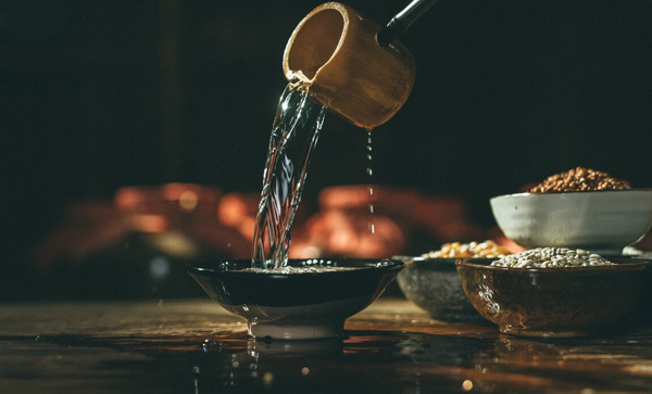 酒知識︱喝酒的四大誤區(qū)