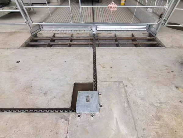 Manure Scraper Poultry