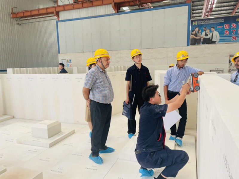 India customer came to inspect the products