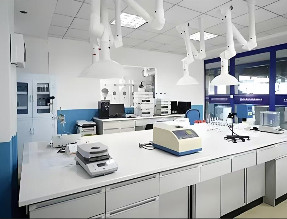 Laboratory console