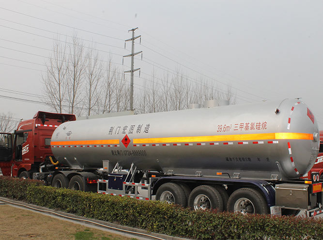 三氯硅烷(三氯氢硅)-HT9400GRY8A型易燃液体罐式运输半挂车