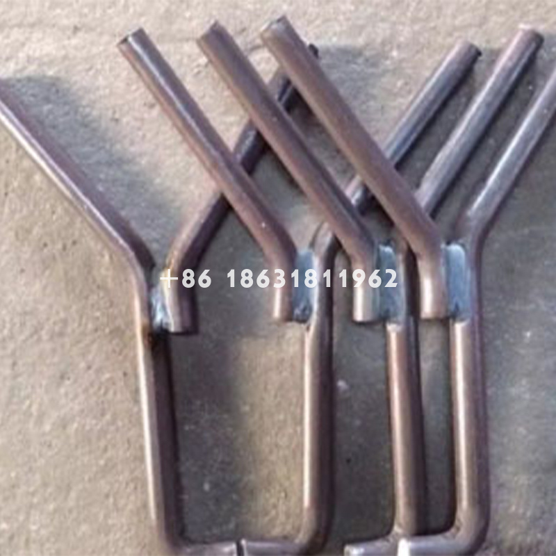 Reinforcement anchoring nail