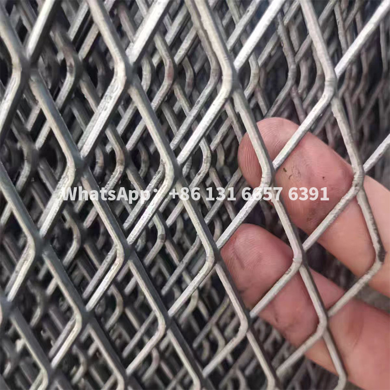 Standard Expanded Metal – Anti-Skid, Rigid & Cost-Effective