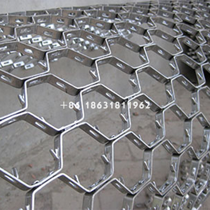 Wear resistant pipeline turtle shell mesh