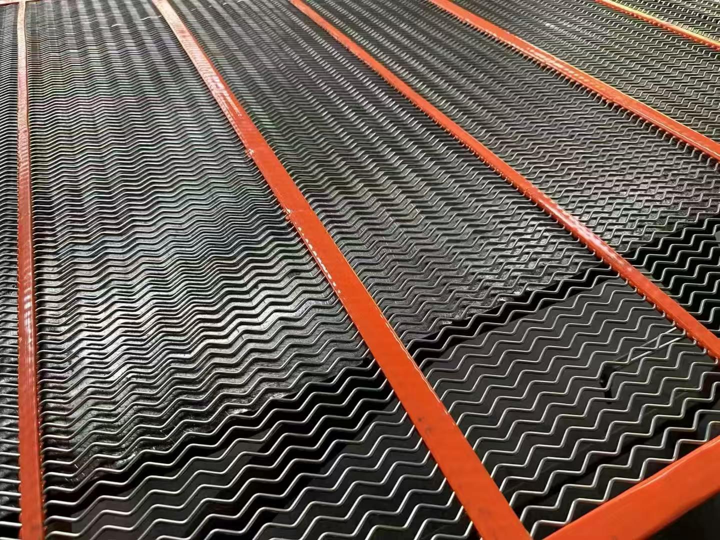Zimbabwe Open-Pit Mines: Polyurethane Mining Screen Mesh Offers Wear Resistance and Weatherproofing