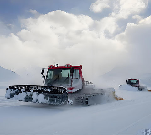 Mechanical Snow Removal Tractor Mechanical Snow Removal Tractor