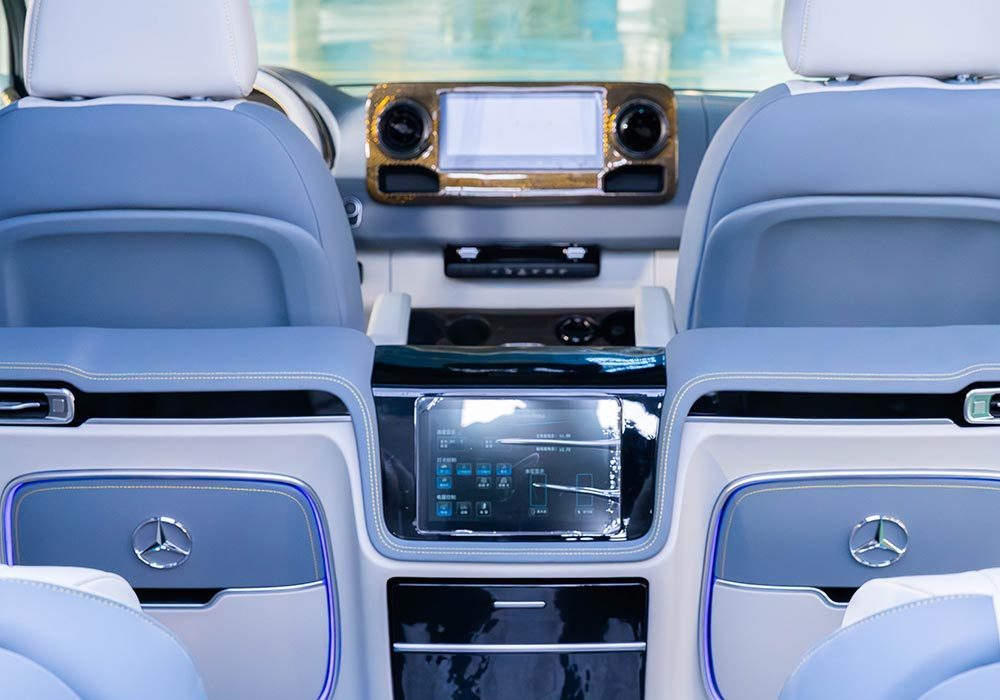 Mercedes-Benz Spint T1-A Luxury Off-Road RV (Cloud Edition) Interior