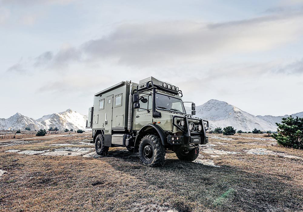 Appearance of Mercedes-Benz Unimock U3 Series Off-road Heavy Truck Touring Car