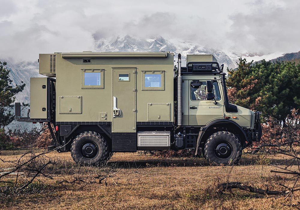 Appearance of Mercedes-Benz Unimock U3 Series Off-road Heavy Truck Touring Car