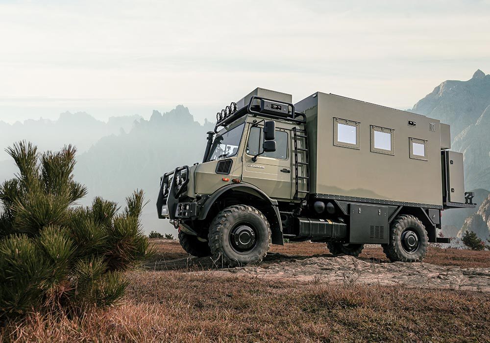 Appearance of Mercedes-Benz Unimock U3 Series Off-road Heavy Truck Touring Car