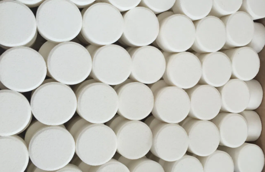 Moisture absorber refill tab