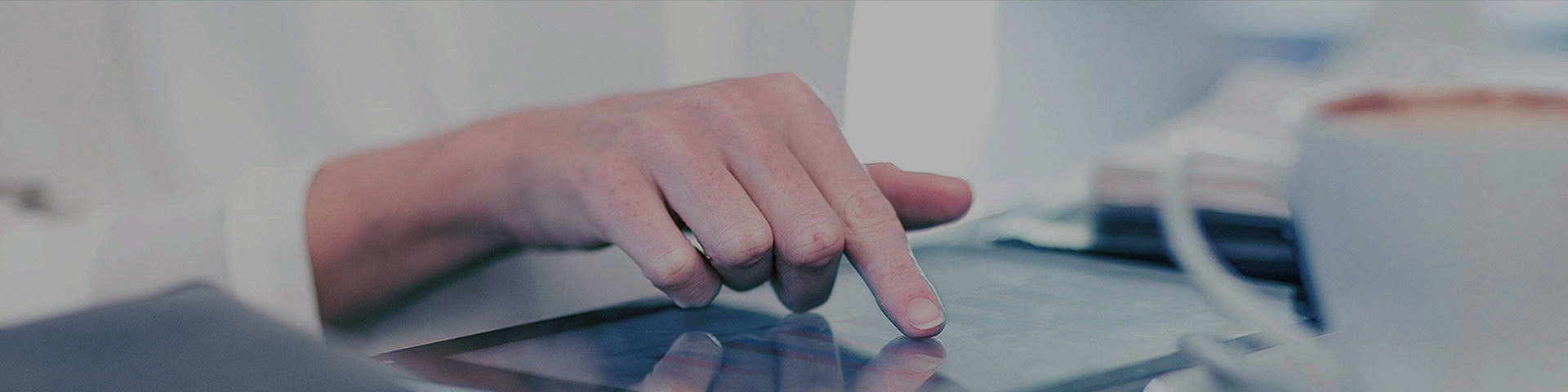 Liên hệ với chúng tôi