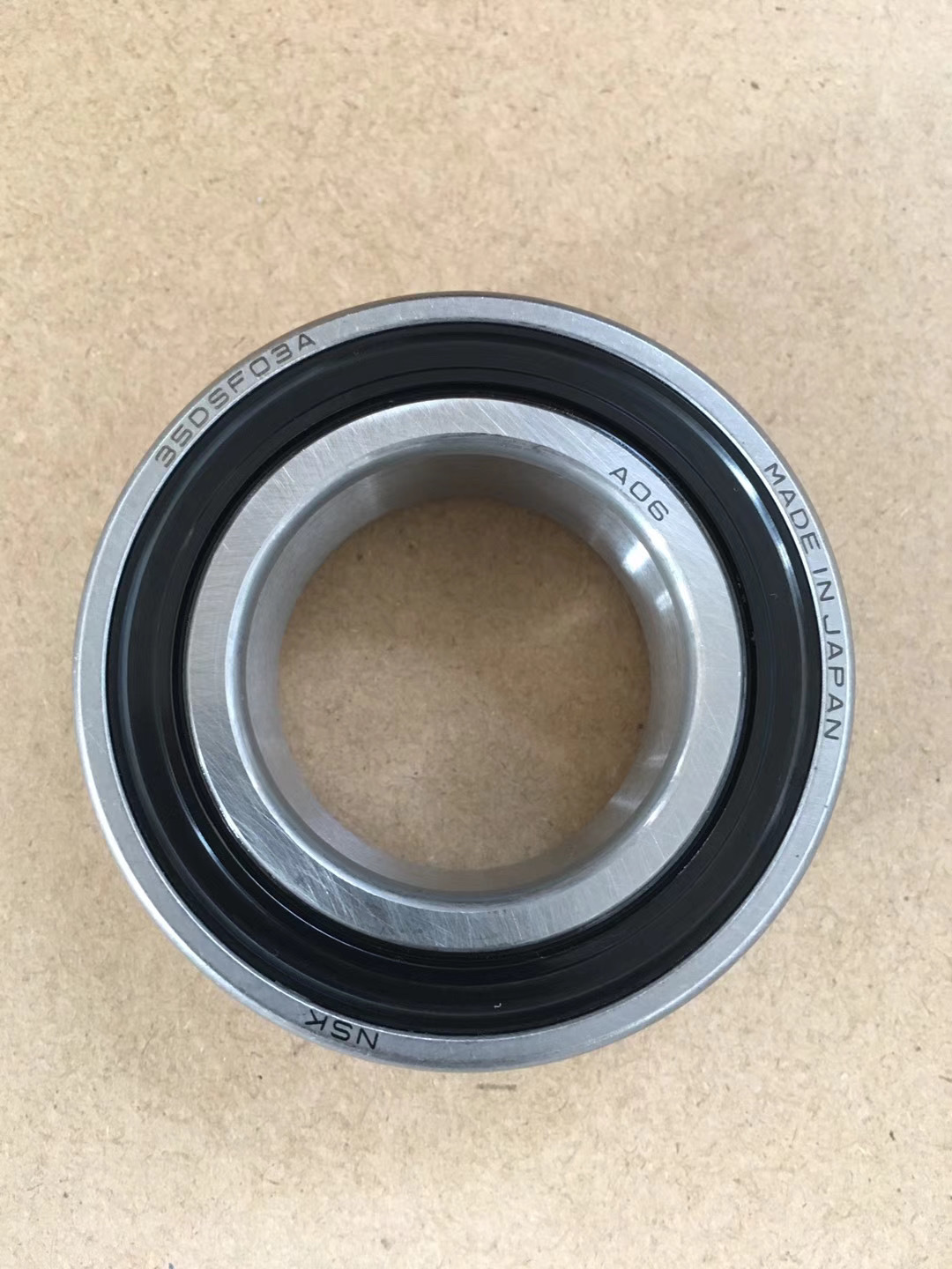 wheel hub bearing