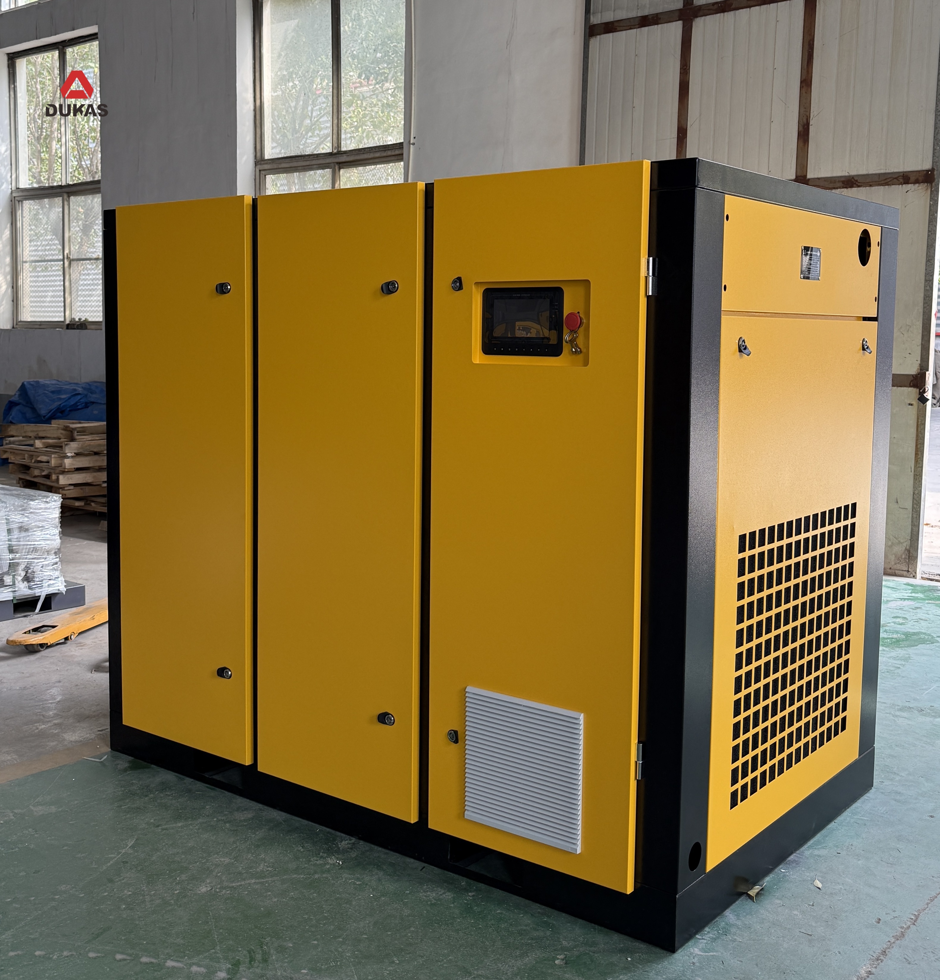 132kw factory power saving tool, two-stage permanent magnet air compressor is efficient and stable
