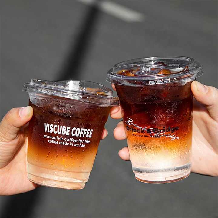 Custom Single Wall PET Coffee Plastic Bottles with Lid Clear Plastic Cup for Beverage Cold Drink Boba Milk Tea Juice-Free Sample