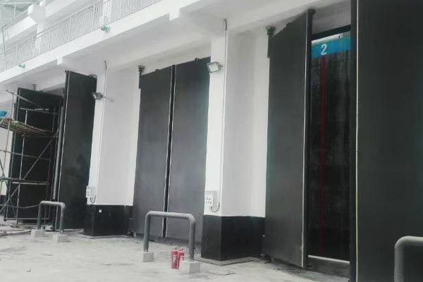 Garbage discharge door