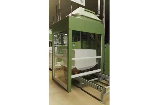 Fast rolling door