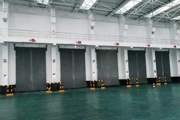 Garbage discharge door