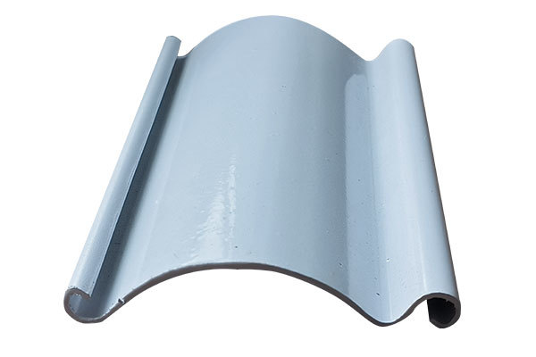 Curtain blades