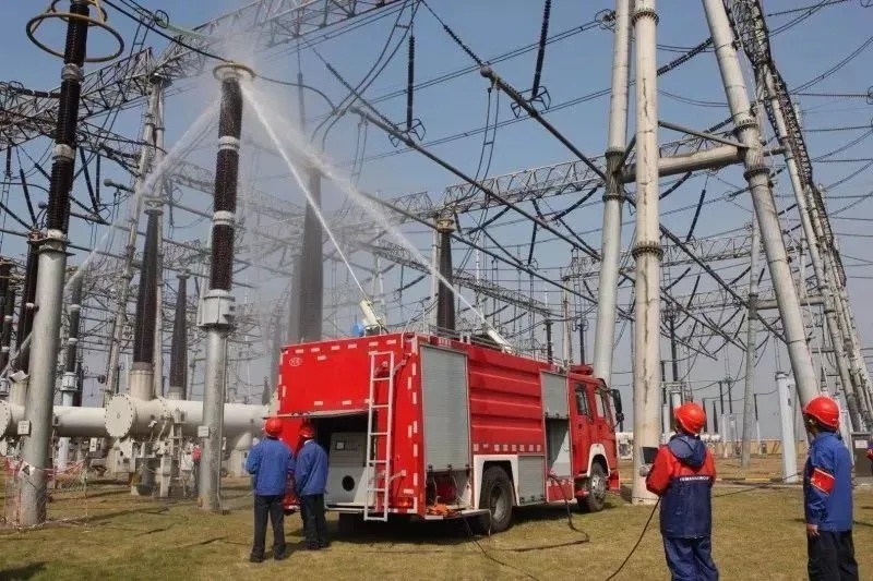 Transformer maintenance: live cleaning