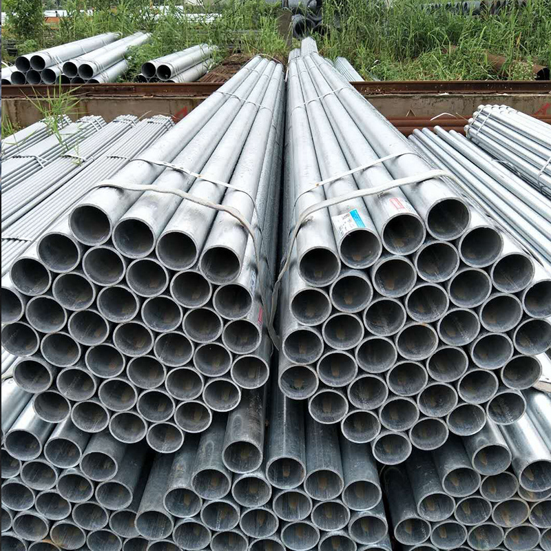 Galvanized seamless pipe