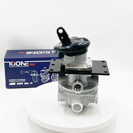 FOOT-BRAKE-VALVE-64221-3514008