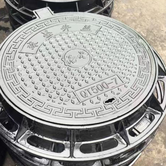 Ductile iron manhole cover