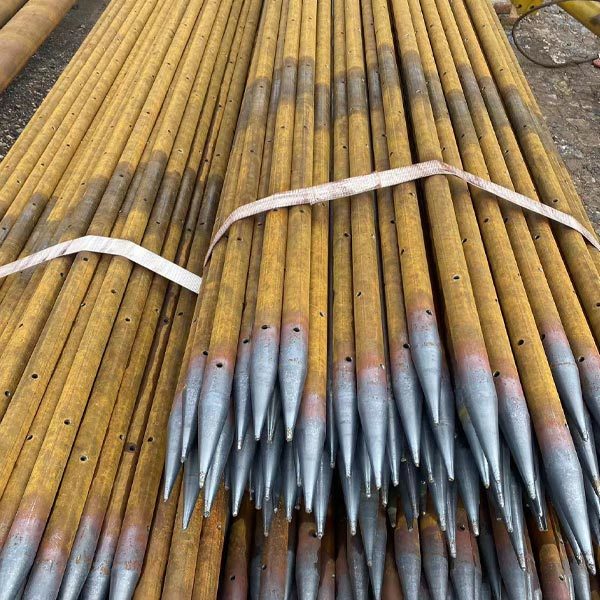 Jet grouting pipe